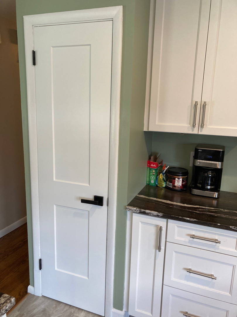 Modern interior door