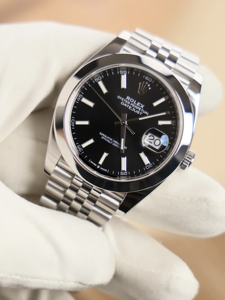 Datejust 41 Smooth Bezel Jubilee Bracelet Black Index Dial