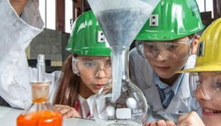 stiftung zollverein titelbild kinder experimentieren