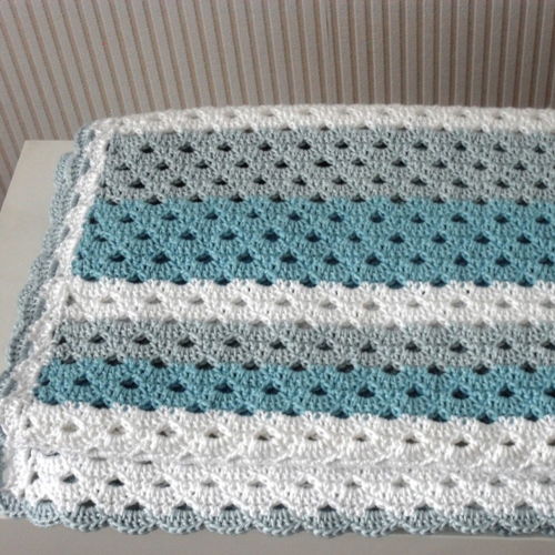 “Blue dreams” baby deken