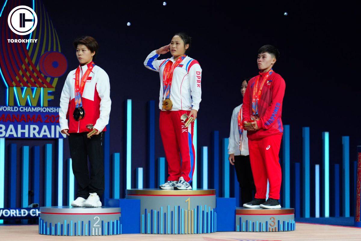 flat-powerlifting-shoes Winners of Women 45 Weight Division at Worlds 2024