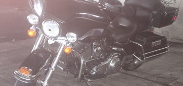 2008 HARLEY-DAVIDSON FLHTCU ULTRA CLASSIC ELECTRA GLIDE (BLACK) motorcycle for rent near Houston, TX
