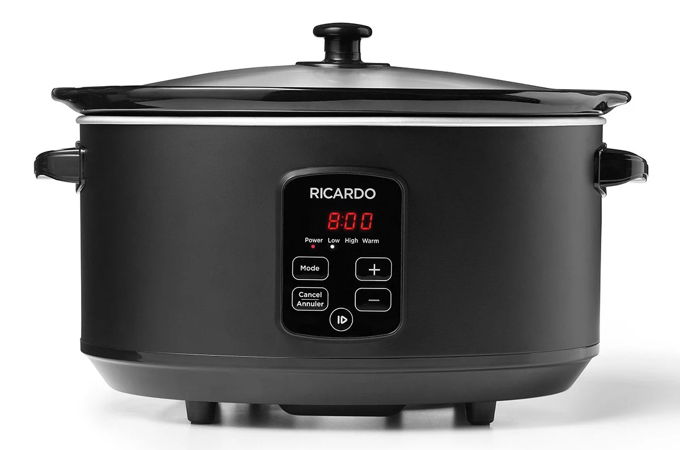 Mijoteuse noire programmable numérique