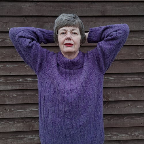 ISOBEL, plain coloured jumper with rustik vertical stripes for ladies - in Shetland wool