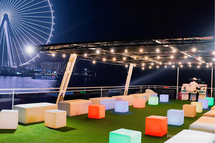 One-Hour Dubai Night Marina Cruise  - photo 6