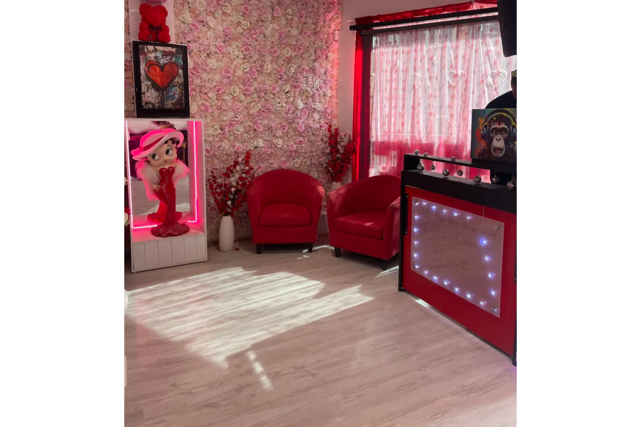 Two Lovebirds Micro Weddings Voucher - Image 5