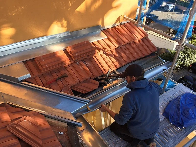 Réfection de la couverture de la Chapelle Saint-Laurent à Menton — photo 6 sur 10 — CEG TOITURE