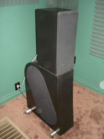 NHT T6 Speaker System w/ (2) 400 watt Amps & Electronic...