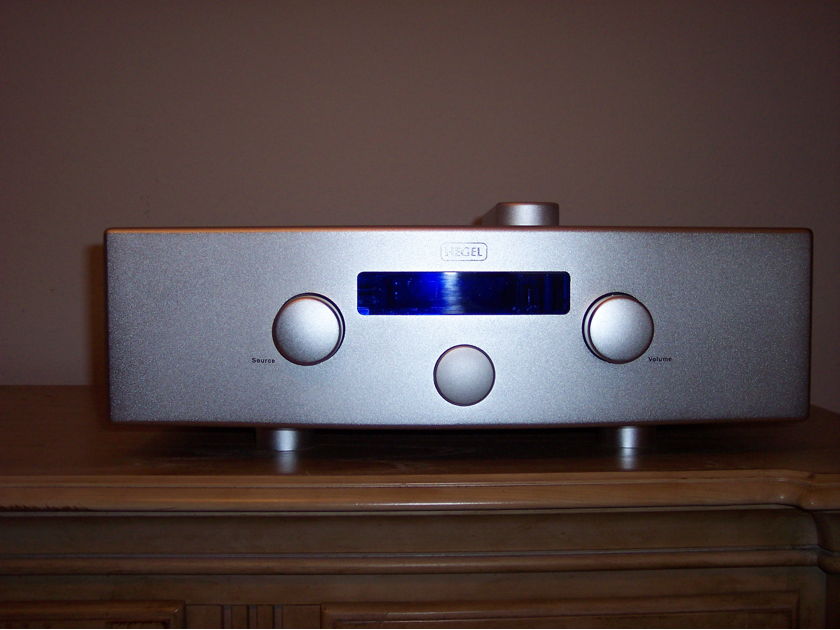 Hegel  H200 Integrated Amplifier- Absolute Sound 2011 Component of the Year!