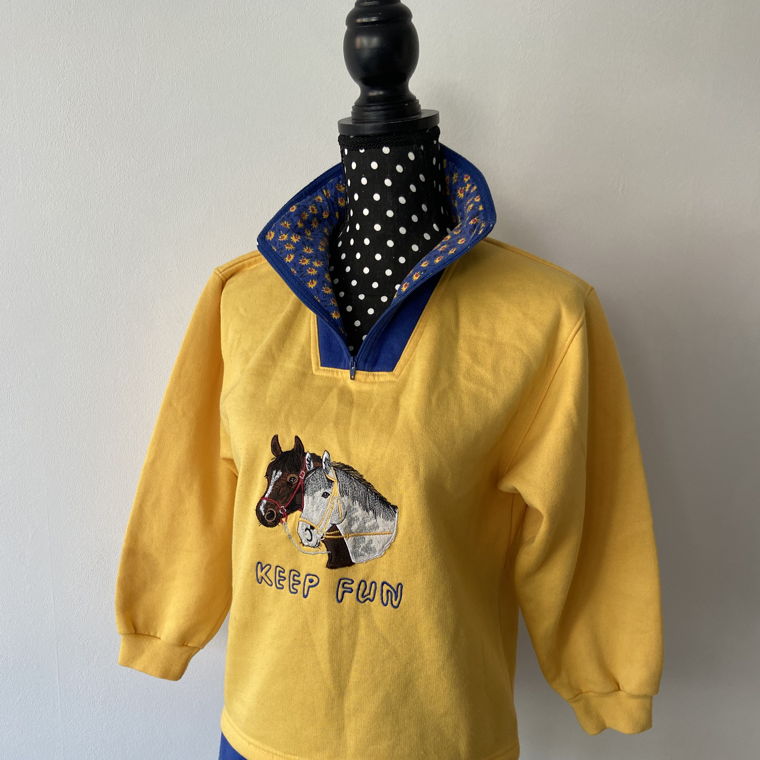 2000s Vintage Pullover mit Pferdemotiv