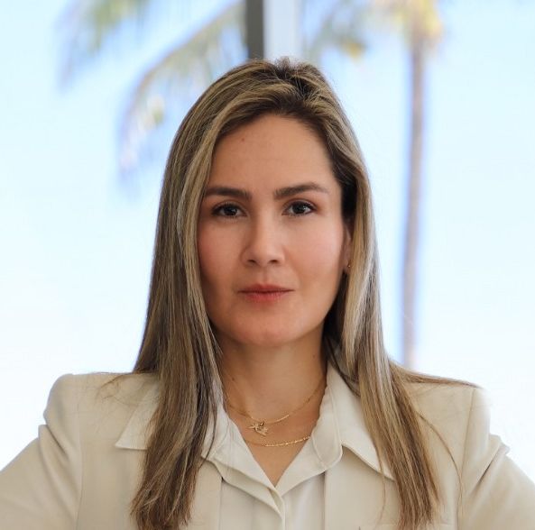 photo of agent, Andrea Bermeo