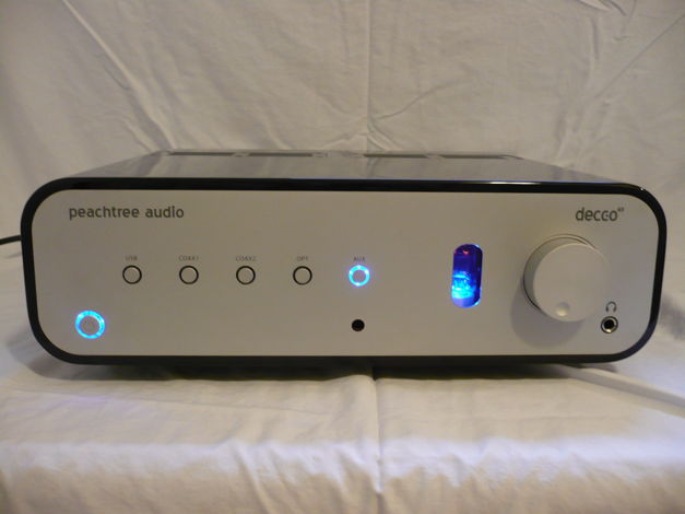 Peachtree Audio DECCO 65 Integrated Amp/Pre-amp/DAC/Hea...