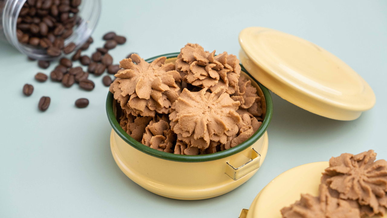 Coffee Butter Cookies alá Jenny Bakery Southeast Asian Recipes