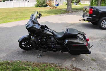 2020 HARLEY-DAVIDSON ULTRA LIMITED motorcycle for rent near Revere, MA