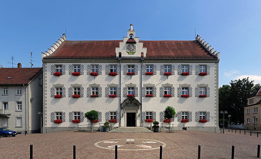 Friedrichshafen - old-palace-872786_1920.jpg