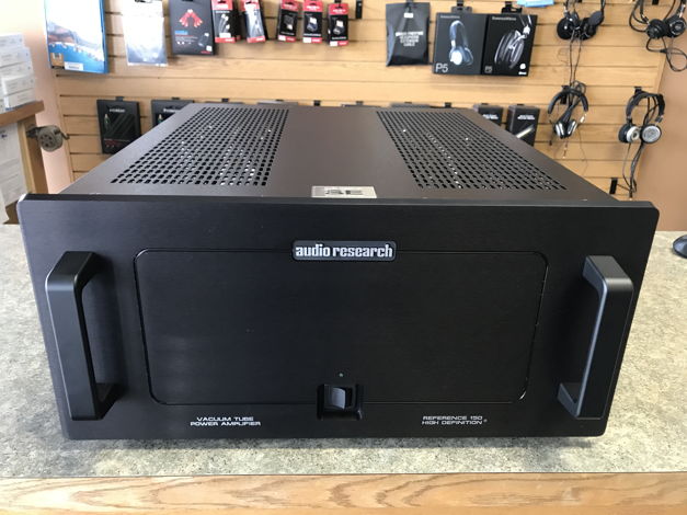 Audio Research Reference 150 SE Like New! Less than 100...