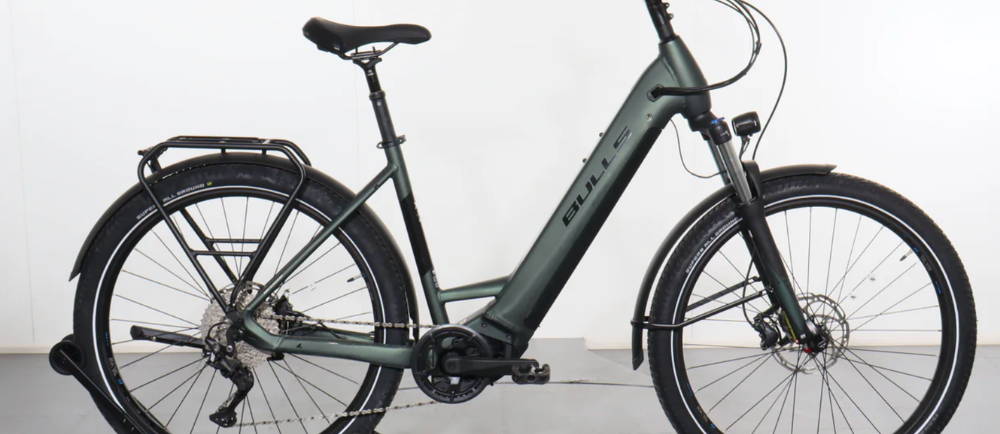 a gray Bulls Iconic Evo 1 Wave electric city bike