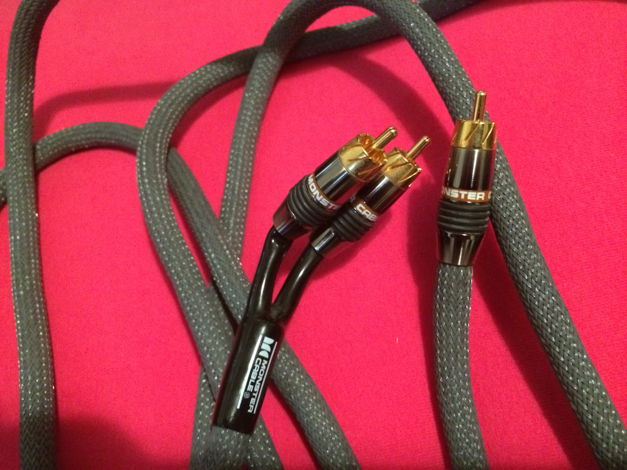 Monster Cable ZBass 100 Subwoofer cable with Y-SPlitter...
