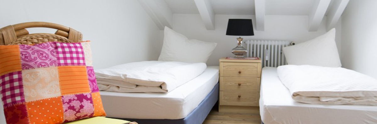Gemütliche Einzelbetten in Ferienwohnung Oberstdorf.
