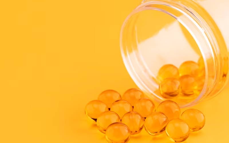 Eight Vitamins, One B-Complex Your Recipe for Glowing Skin Eight Vitamins, One B-Complex Your Recipe for Glowing Skin