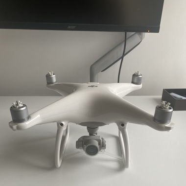DJI Phantom 4