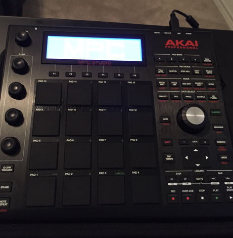 Akai Mpc Studio black