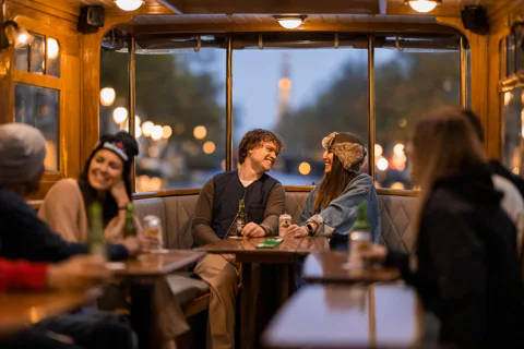 Canal Cruise with Live Guide & Onboard Bar