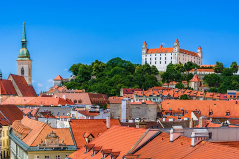 From Bratislava: Budapest Guided One Day Trip