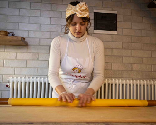 Cooking classes Borgo Tossignano: Learn the art of rolling pastry rolled out with a rollingpin