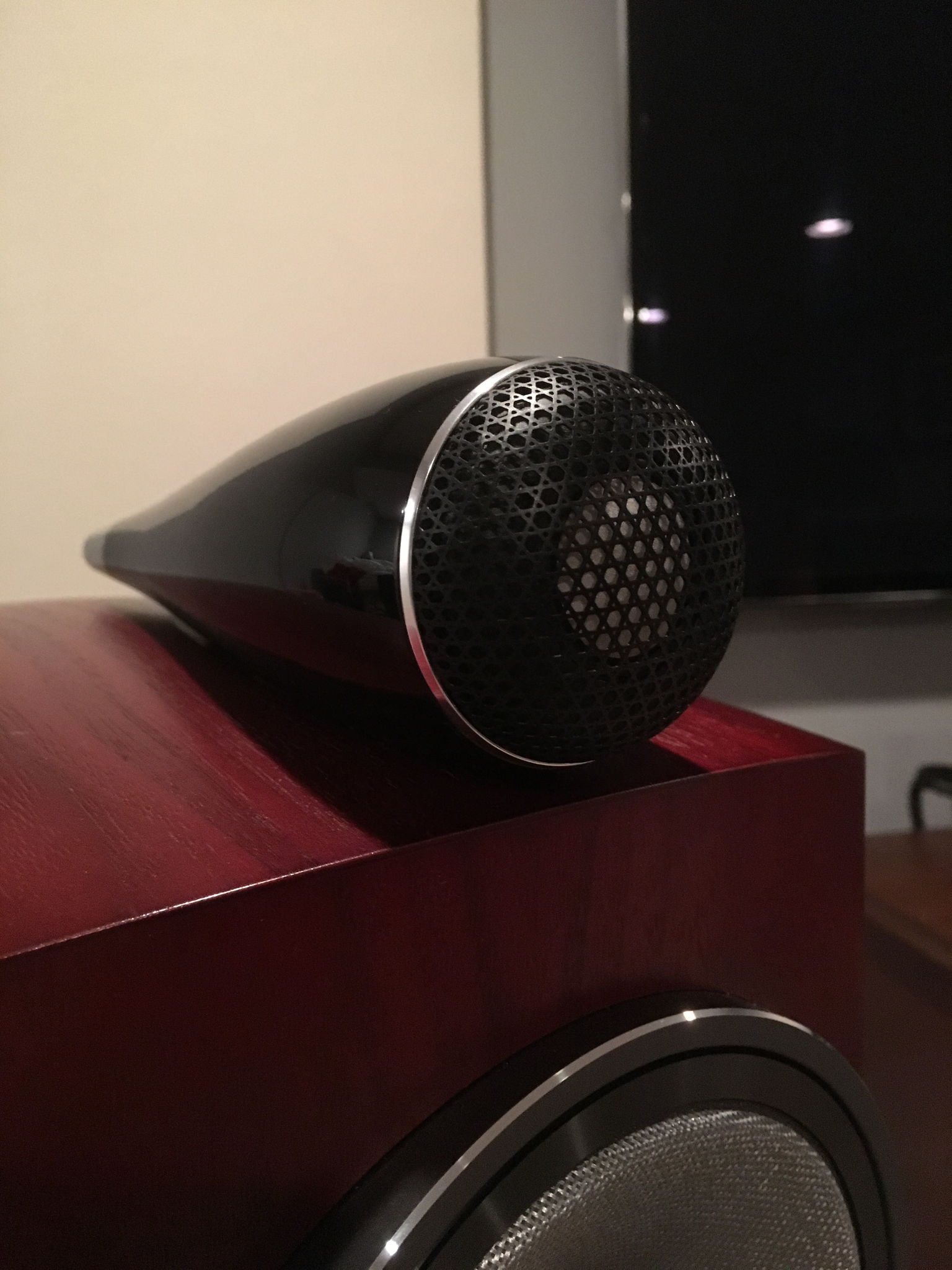 804 D3 diamond tweeter.