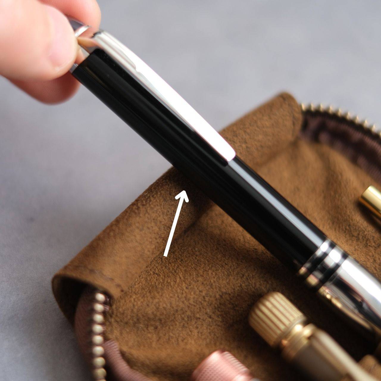 Pre-order 4-Slot Zipper Pen Case [Tochigi Leather] – &Liebe
