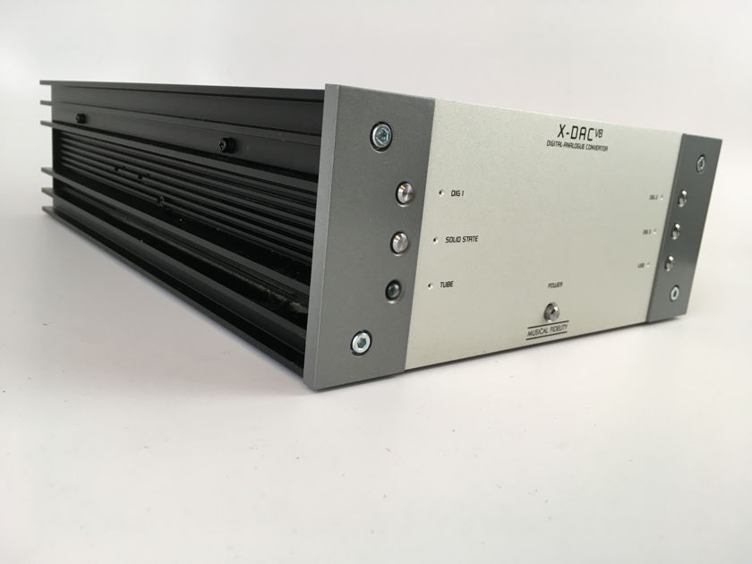 Musical Fidelity X-DAC v8 Tube DAC in Perfect Condition