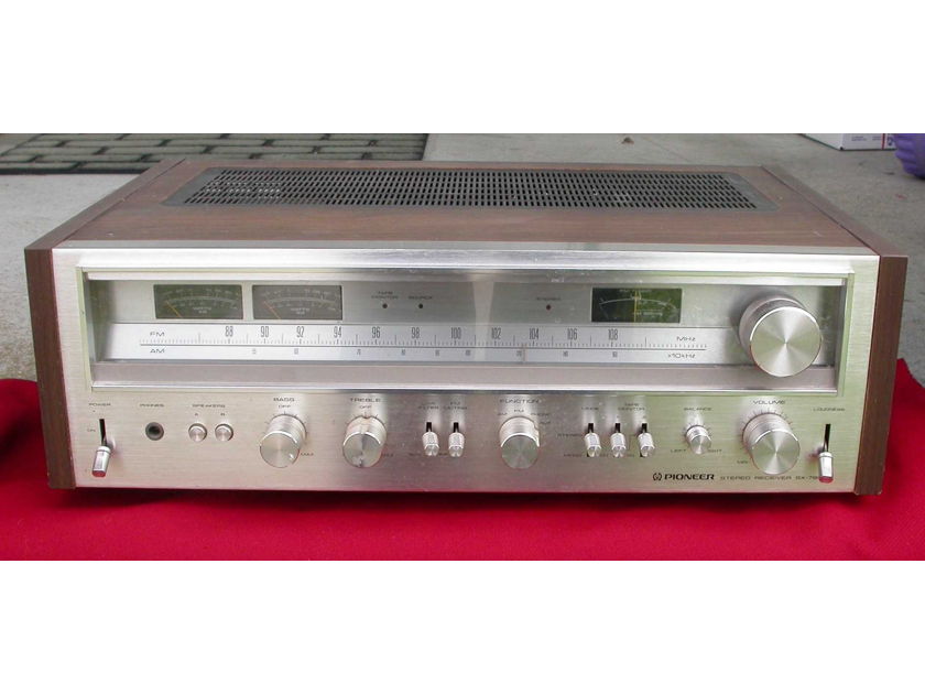 Classic Pioneer SX-780  Stereo Receiver