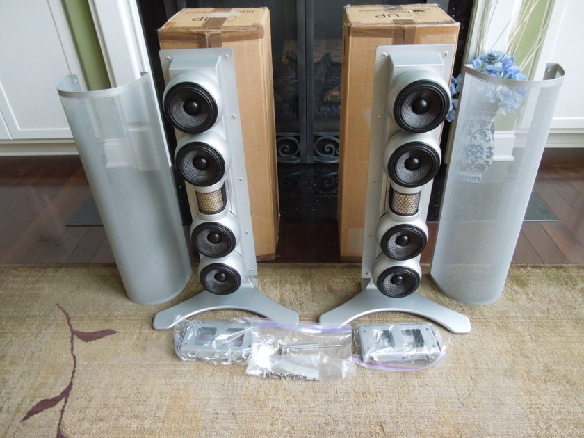 Gallo Acoustics Reference AV speakers  (1 PAIR) $3600 RETAIL !!