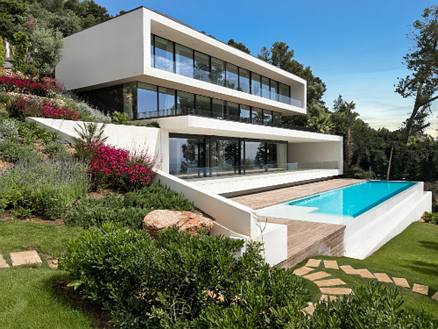  17220 Sant Feliu de Guíxols (Girona)
- Each month, Engel & Völkers presents the most beautiful and exclusive properties from around the world. Destinations in August: Canada, New York and Majorca!