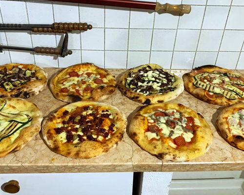 Corsi di cucina Verona: Pizza e tiramisù: due icone italiane