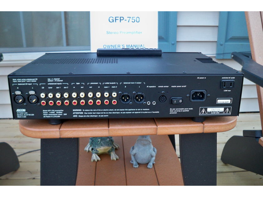 Adcom GFP-750 Stereo Preamplifier