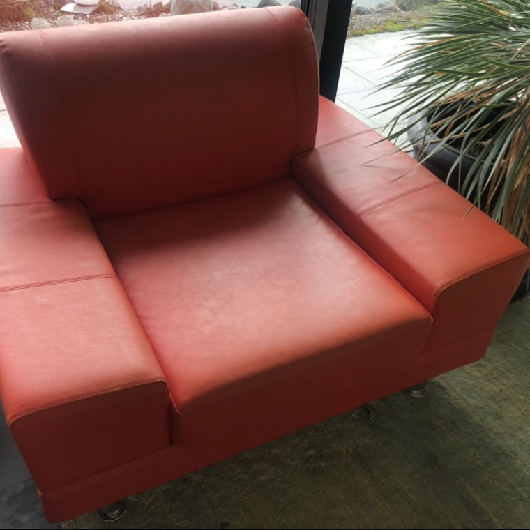 Roter Designer Leder Sessel