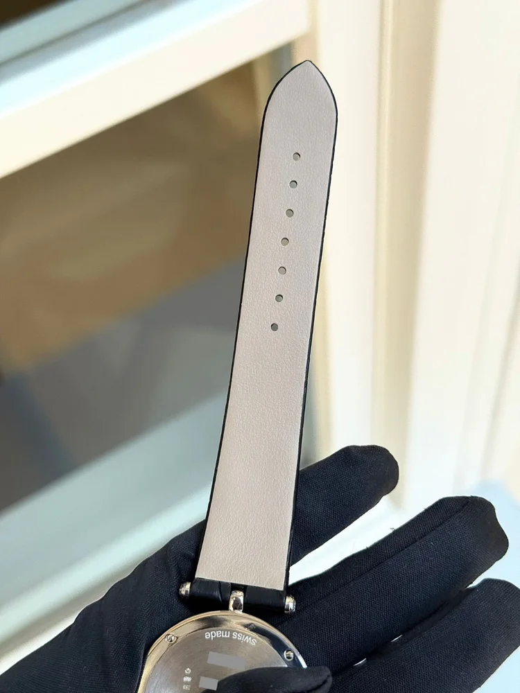 LADY ARPELS DENTELLE White Gold Diamonds