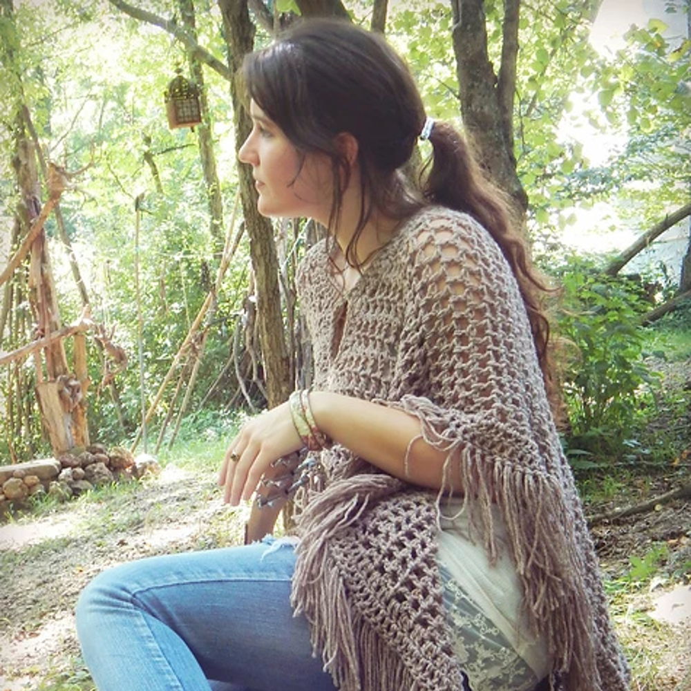 Freewheelin’ Poncho – Morale Fiber