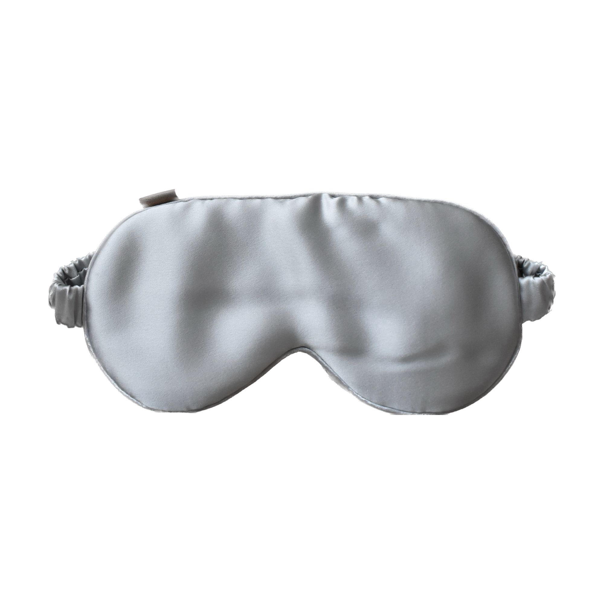 Masque de sommeil en pure soie Emily's Pillow Gris Perle pour un sommeil réparateur et confortable.