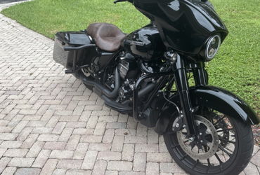 2018 HARLEY-DAVIDSON FLHXS STREET GLIDE SPECIAL ABS motorcycle for rent near Coral Springs, FL