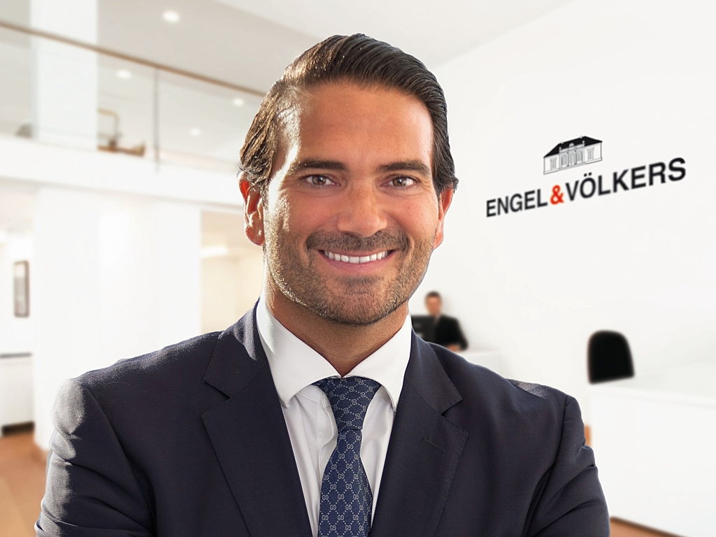  Calpe, Costa Blanca
- Juan-Galo Macià, CEO de Engel & Völkers España, Portugal y Andorra