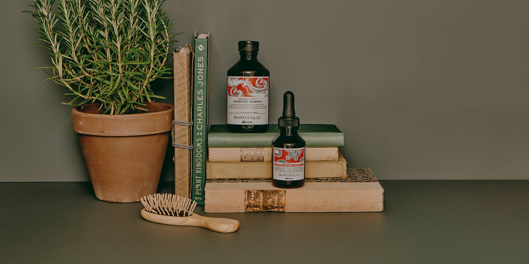 Caduta capelli: cause, rimedi e prodotti dedicati | Davines