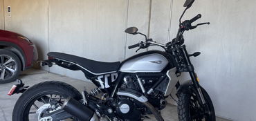 2023 DUCATI SCRAMBLER ICON motorcycle for rent near Austin, TX