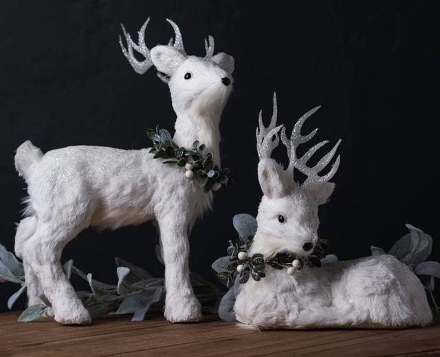 Raz Imports Wooden Sleigh With Winter Natural Arrangement and Pinecone Christmas Home Decor