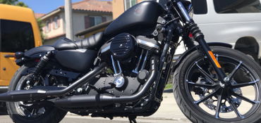 2019 HARLEY-DAVIDSON SPORTSTER IRON 883 motorcycle for rent near Eastvale , CA