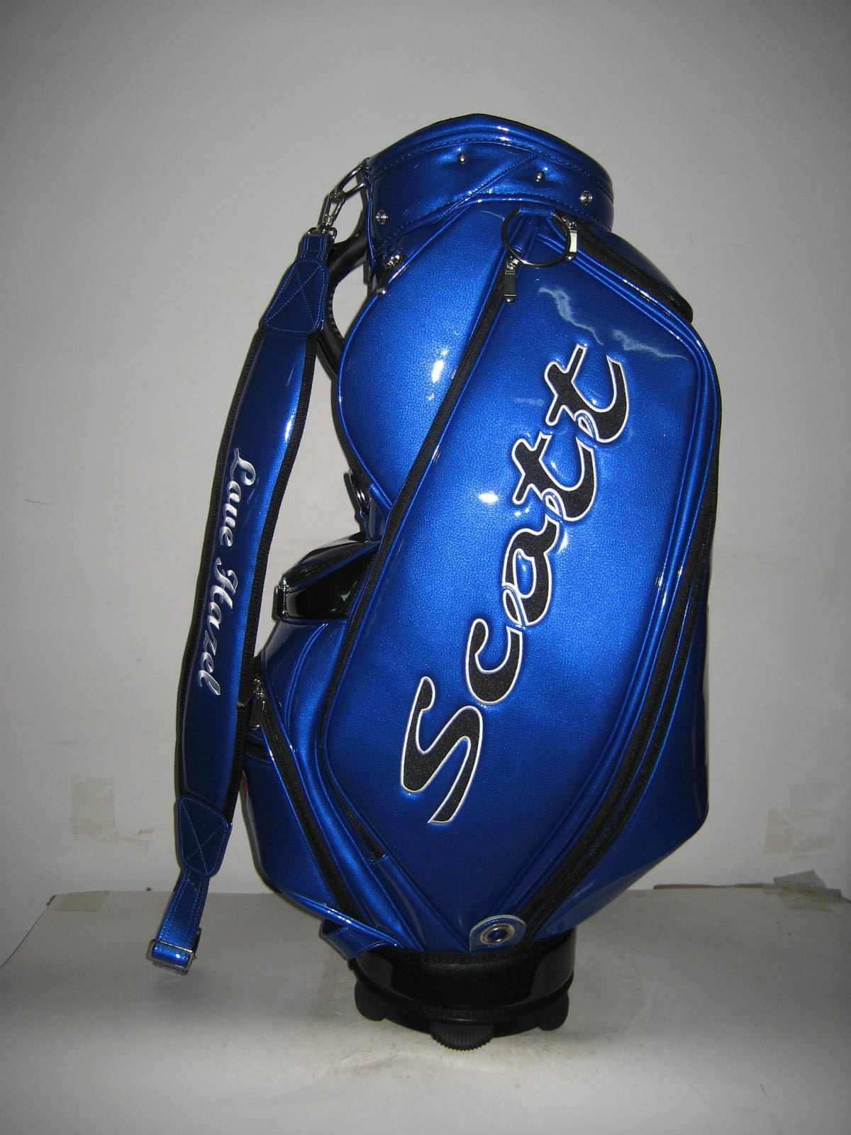 BagLab Custom Golf Bag customised logo bag example 10