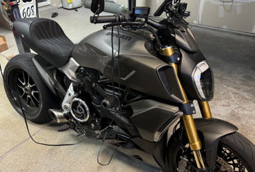 2021 DUCATI DIAVEL 1260 S motorcycle for rent near Redmond, WA