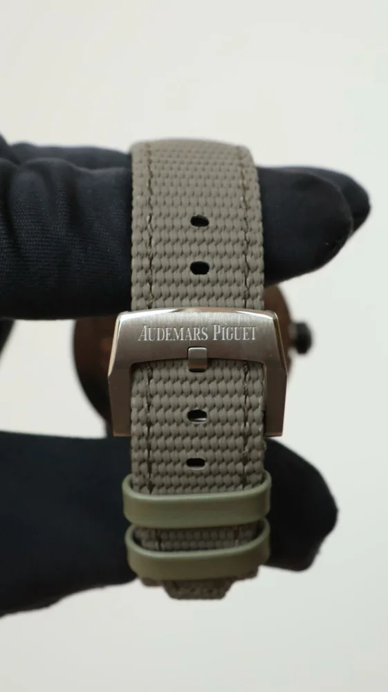 Smokey Grey with Box